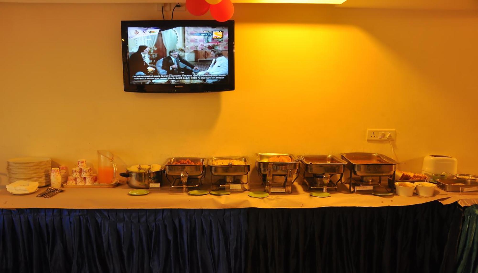 Nayagara Hotel Chennai Luaran gambar
