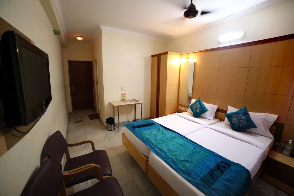 Nayagara Hotel Chennai Luaran gambar