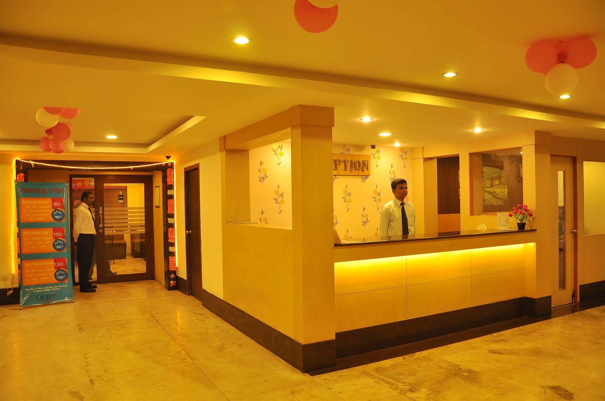 Nayagara Hotel Chennai Luaran gambar