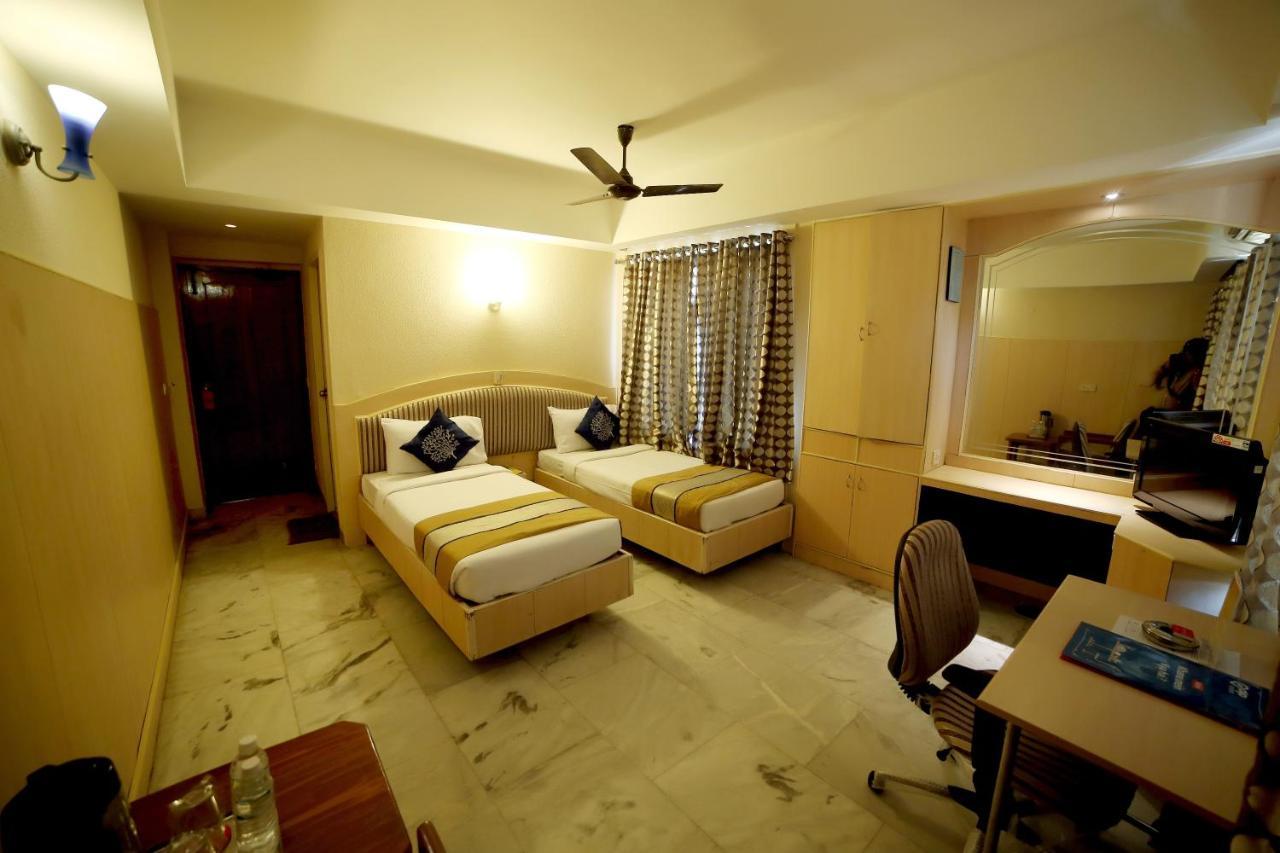 Nayagara Hotel Chennai Luaran gambar